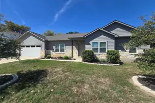 800 Woodview Dr, Georgetown, TX 78628 - Photo 1