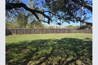 800 Woodview Drive, Georgetown, TX 78628 - Photo 13