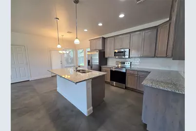 800 Woodview Drive, Georgetown, TX 78628 - Photo 5