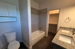 800 Woodview Dr, Georgetown, TX 78628 - Photo 9