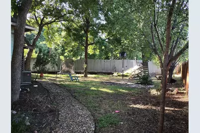 [Address not provided], Austin, TX 78702 - Photo 9