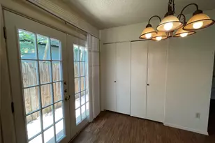 7902 Brodie Ln, Austin, TX 78745 - Photo 11