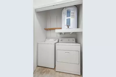 201 E 35th Street #B, Austin, TX 78705 - Photo 15