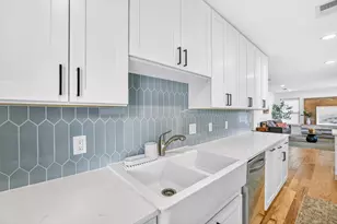 3005 Birdwood Cir, Austin, TX 78704 - Photo 13