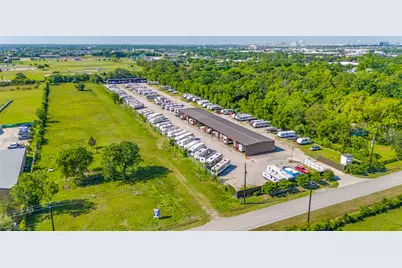 309 W Archer Road, Baytown, TX 77521 - Photo 11