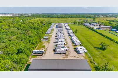 309 W Archer Road, Baytown, TX 77521 - Photo 13