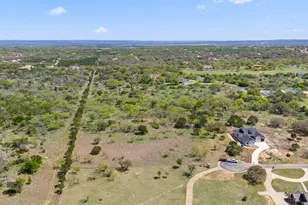 305 Running Brook Trail, Spicewood, TX 78669 - Photo 9