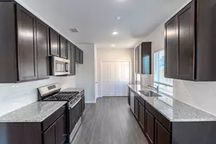 217 Everglades Dr, Kyle, TX 78640 - Photo 5