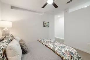 1900 Barton Springs Rd, Austin, TX 78704 - Photo 19