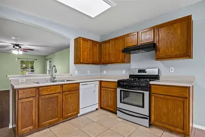 17305 Dashwood Creek Drive, Pflugerville, TX 78660 - Photo 7