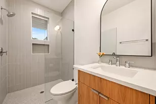 1007 E 15th St, Austin, TX 78702 - Photo 15