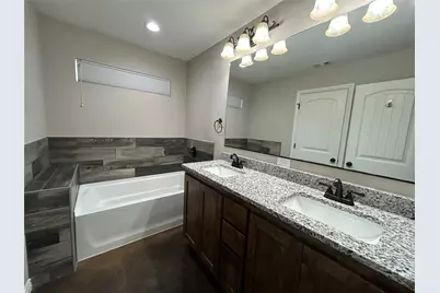 1047 Fieldstone Drive, Lampasas, TX 76550 - Photo 15