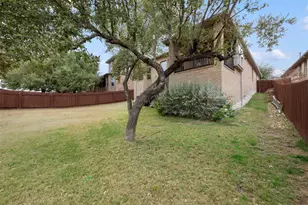 8113 Cannon Ct, Lago Vista, TX 78645 - Photo 33