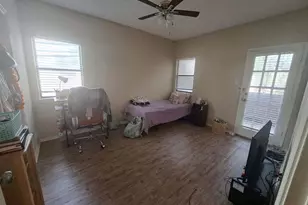 706 W 22nd St, Austin, TX 78705 - Photo 3