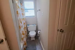 706 W 22nd St, Austin, TX 78705 - Photo 5