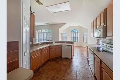11112 Jockey Bluff Drive, Austin, TX 78748 - Photo 9