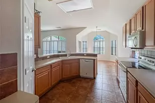 11112 Jockey Bluff Dr, Austin, TX 78748 - Photo 9