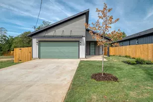 204 Washington St, Elgin, TX 78621 - Photo 1