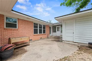 1803 S 15th St, Temple, TX 76504 - Photo 17