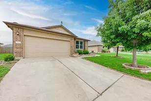 233 Wallops, Kyle, TX 78640 - Photo 3