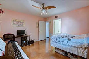 910 Duncan Ln, Austin, TX 78705 - Photo 15