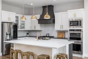 901 Clark Cove, Buda, TX 78610 - Photo 3