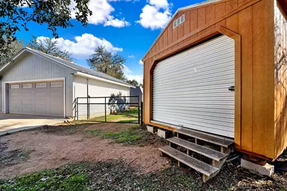 228 Deertrail Drive, San Marcos, TX 78666 - Photo 35