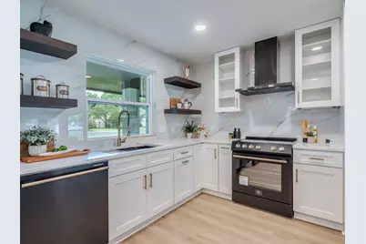 13505 Broadmeade Avenue, Austin, TX 78729 - Photo 9