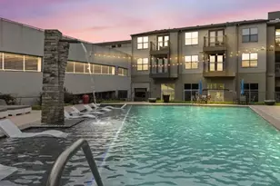 810 W St Johns Ave, Austin, TX 78752 - Photo 17