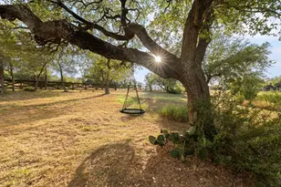 32045 Mirela Ann Rd, Dripping Springs, TX 78620 - Photo 27