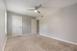 1703 Coronado Hills Dr, Austin, TX 78752 - Photo 17