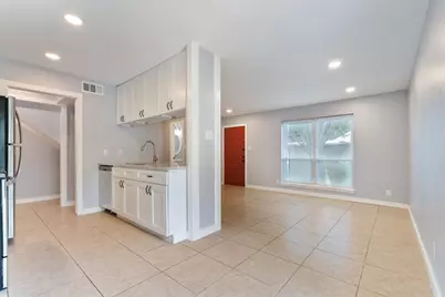 1703 Coronado Hills Drive #102, Austin, TX 78752 - Photo 7