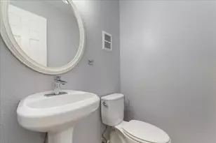 1703 Coronado Hills Dr, Austin, TX 78752 - Photo 15