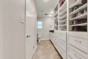 204 Mesa Dr, Georgetown, TX 78628 - Photo 21