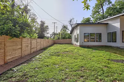 3007 Village Drive, Austin, TX 78731 - Photo 29