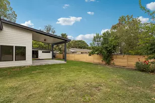 3007 Village Dr, Austin, TX 78731 - Photo 39
