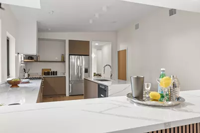 3007 Village Drive, Austin, TX 78731 - Photo 9
