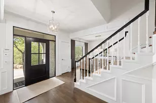 1603 Falcon Ledge Dr, Austin, TX 78746 - Photo 5