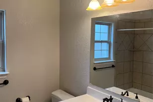 503 Woodland Park Dr, Marble Falls, TX 78654 - Photo 9