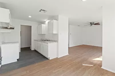 310 Barrhall Drive, Round Rock, TX 78664 - Photo 11