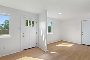 310 Barrhall Dr, Round Rock, TX 78664 - Photo 9