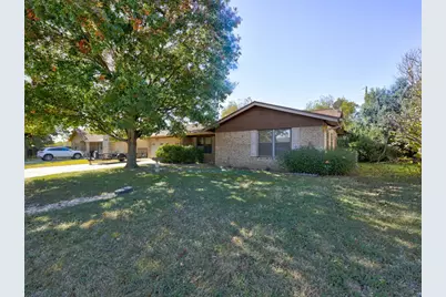 103 Lackey, Florence, TX 76527 - Photo 3