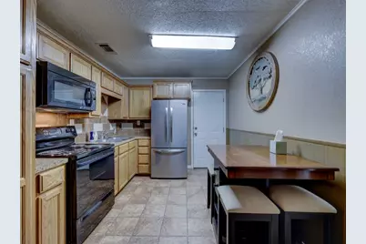 103 Lackey, Florence, TX 76527 - Photo 33