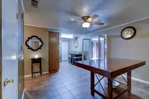 103 Lackey, Florence, TX 76527 - Photo 29