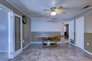 103 Lackey, Florence, TX 76527 - Photo 31