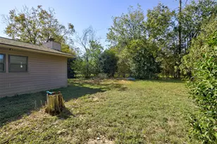103 Lackey, Florence, TX 76527 - Photo 11