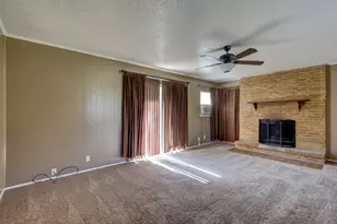 103 Lackey, Florence, TX 76527 - Photo 35