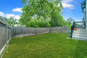 36 Trinity Cir, Lockhart, TX 78644 - Photo 35