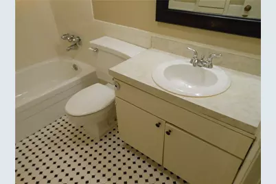 2516 Enfield Road #102, Austin, TX 78703 - Photo 3