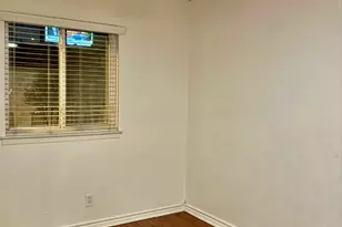 2401 Manor Rd, Austin, TX 78722 - Photo 13